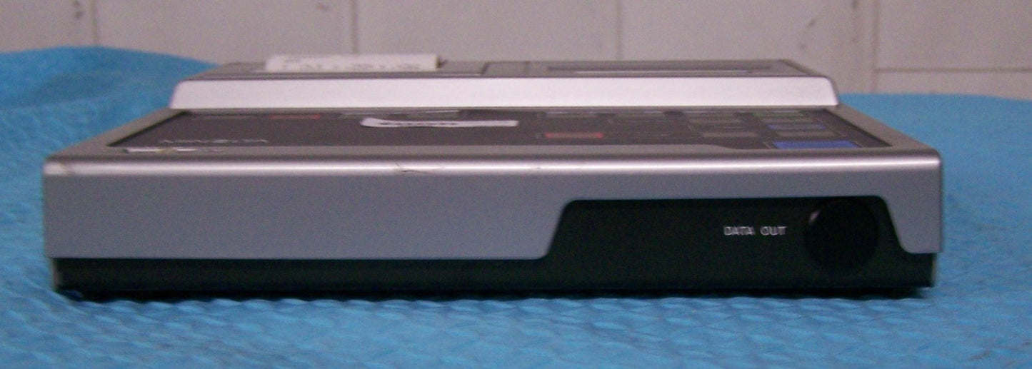 MINOLTA CHROMA METER CS-100A SN 11124007 VIDEO COLOR ANALYZER FOR PARTS / REPAIR