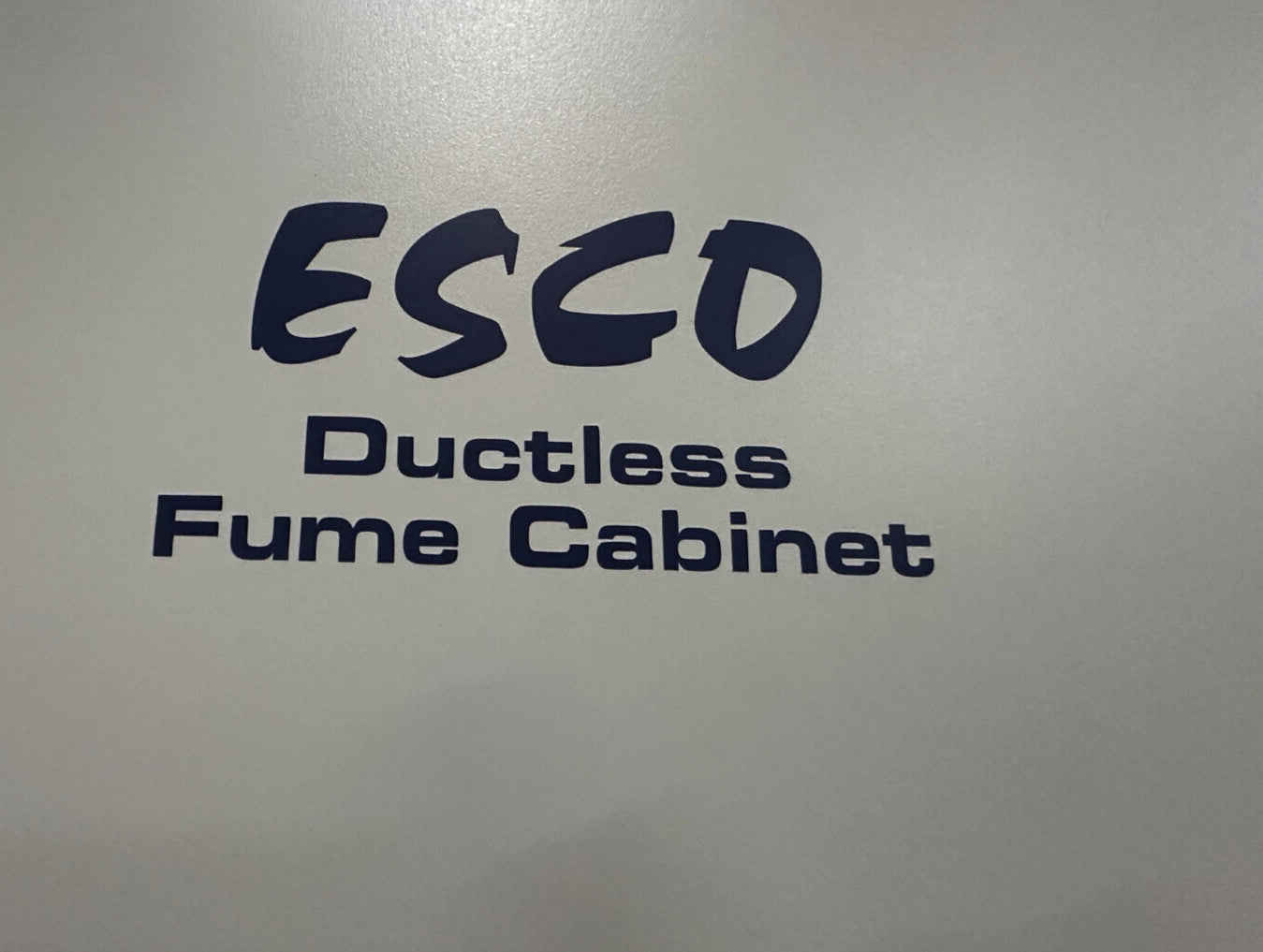 ESCO DUCTLESS FUME HOOD ASCENT MAX 52 3/4” wide x 28 1/2” deep x 89 1/2” tall