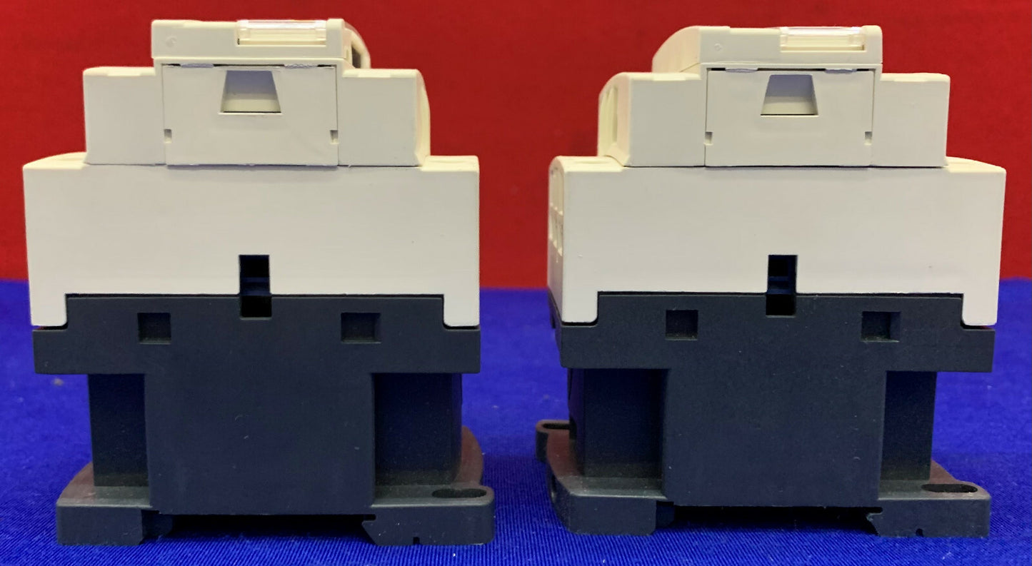 Lot von 2 Schneider Square D Telemecanique CAD50G7 Steuerrelais