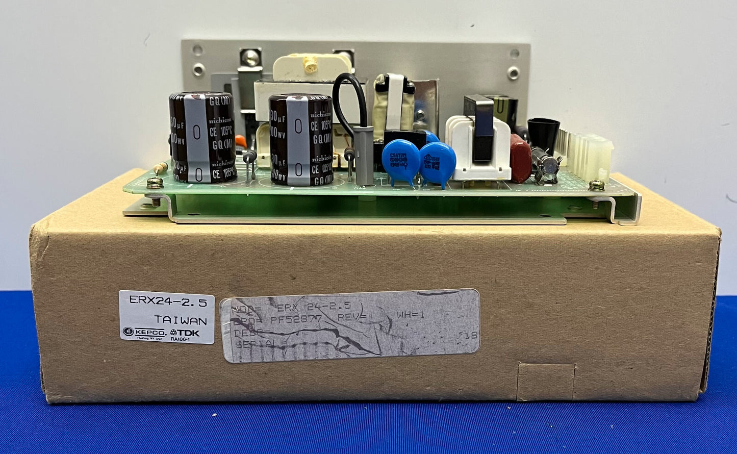 TDK KEPCO VOEDING ERX24-2.5 INGANG: AC115/230V, 1.6/0.9A, 50/60HZ UITGANG: DC24