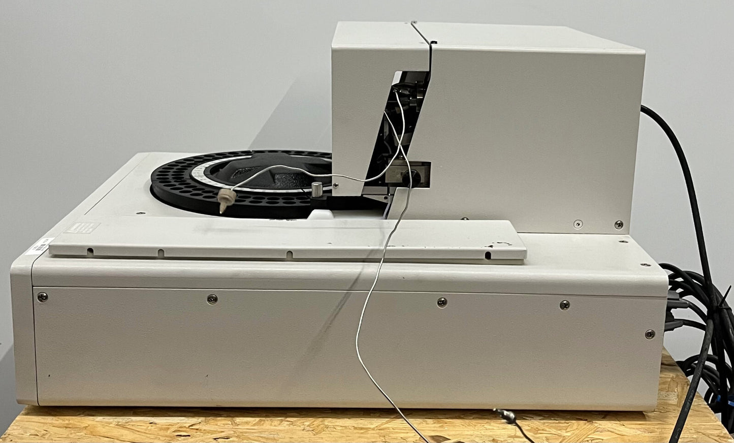 ÉCHANTILLONNEUR AUTOMATIQUE BECKMAN GOLD 507/DÉTECTEUR 168/MODULE SOLVANT 126 LOT DE PIÈCES/RÉPARATION