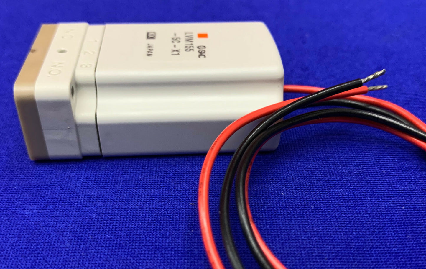 Vanne chimique à 2 ports SMC LVM155-5C-X1