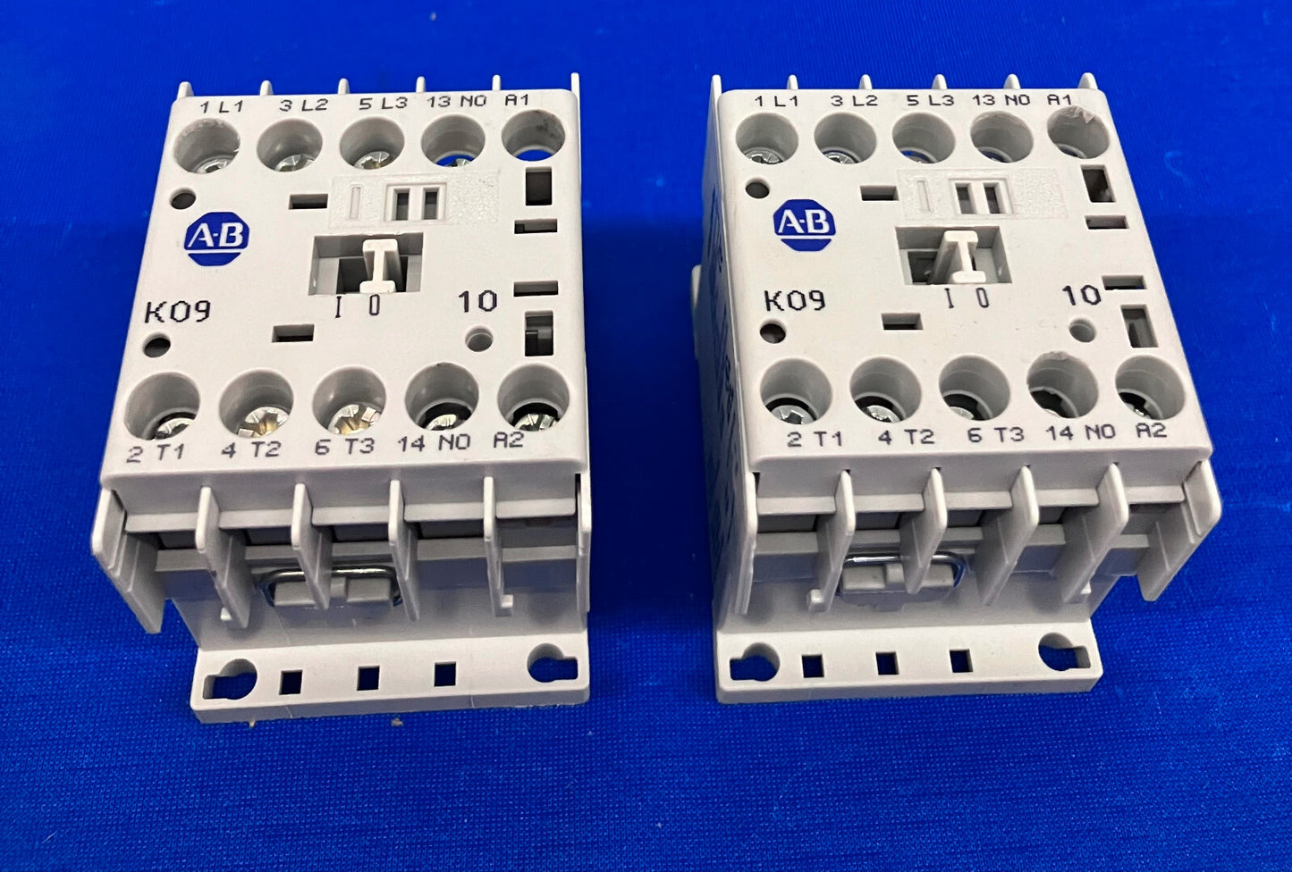 ALLEN BRADLEY, AB, ALLEN-BRADLEY 100-K09*10 SER A CONTATTORI LOTTO DI 2