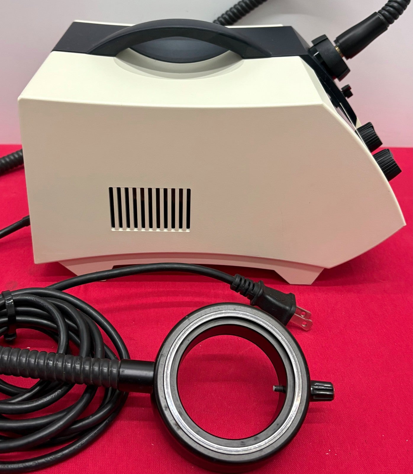 SCHOTT LEICA KL 1500 LCD LIGHT SOURCE ILLUMINATOR w/ NO BRAND RING-LIGHT