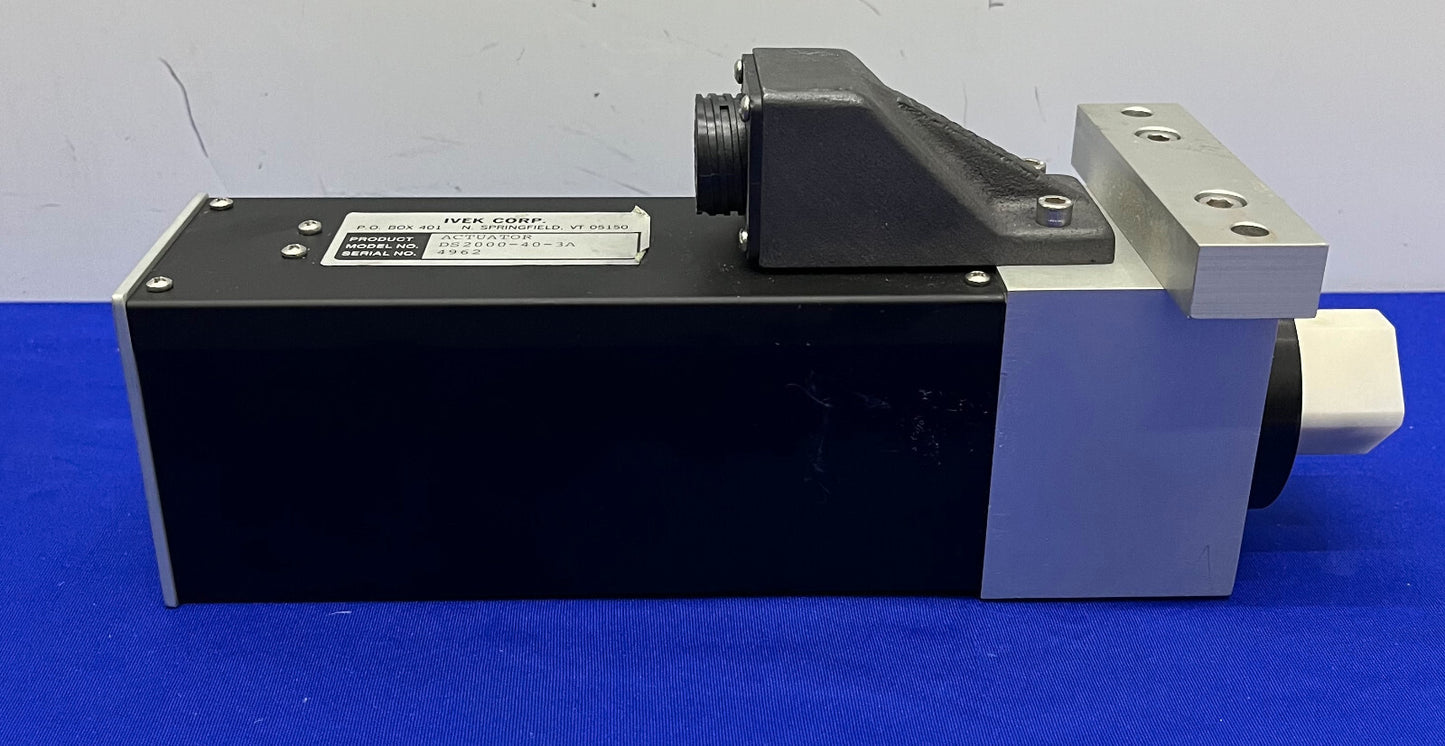 IVEK DS2000-40-3A LINEAR ACTUATOR 3AMP MICRO PUMP -  FOR PARTS/REPAIR