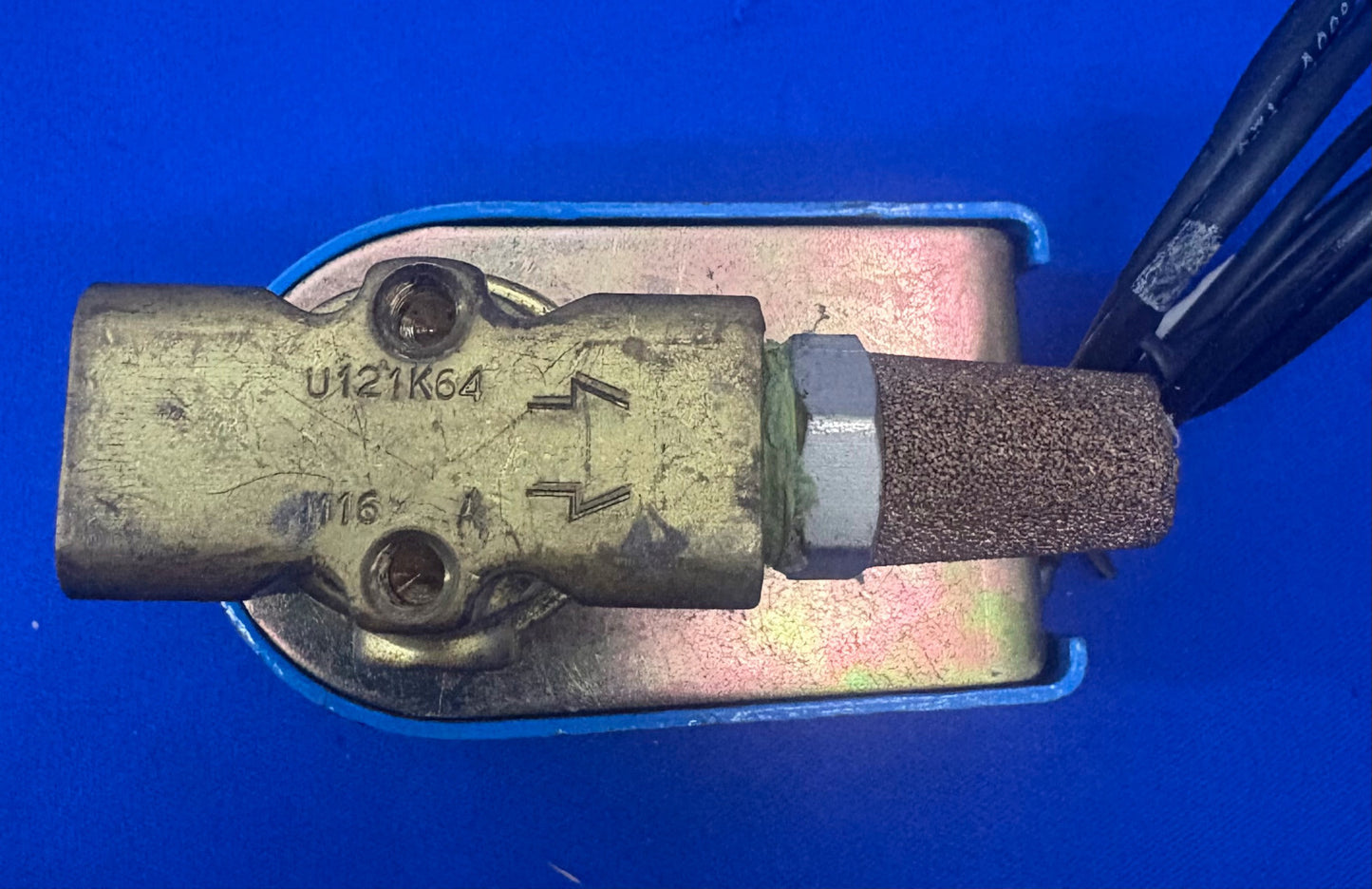 VÁLVULA SKINNER DIVISIÓN 24 VCC ORIFICIO 1/32 CÓDIGO AG2 430 PSI HONEYWELL 713N53A2AN