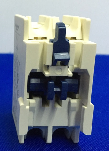 SCHNEIDER ELECTRIC LADN11 / TESYS 038383 INST. CONTACT BLOCK