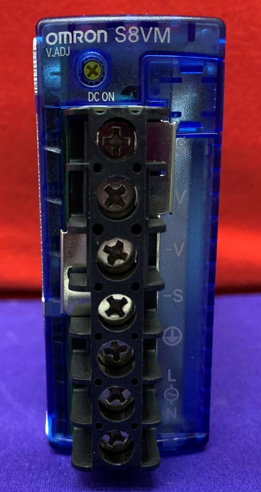 Omron S8VM-10024CD Netzteil 24VDC 4,5A 