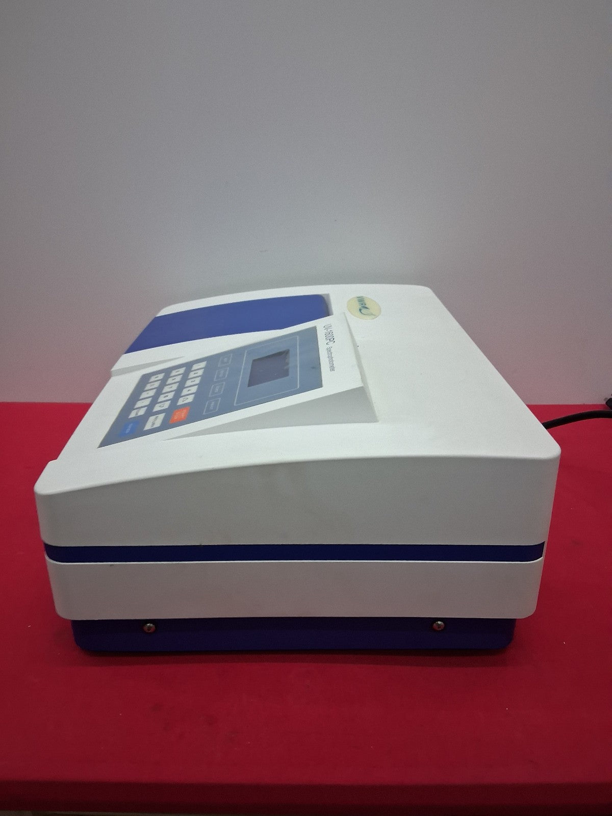 VWR UV-1600PC SPECTROPHOTOMETER 110 V AC 120 W 60 HZ 15A TESTED WORKS