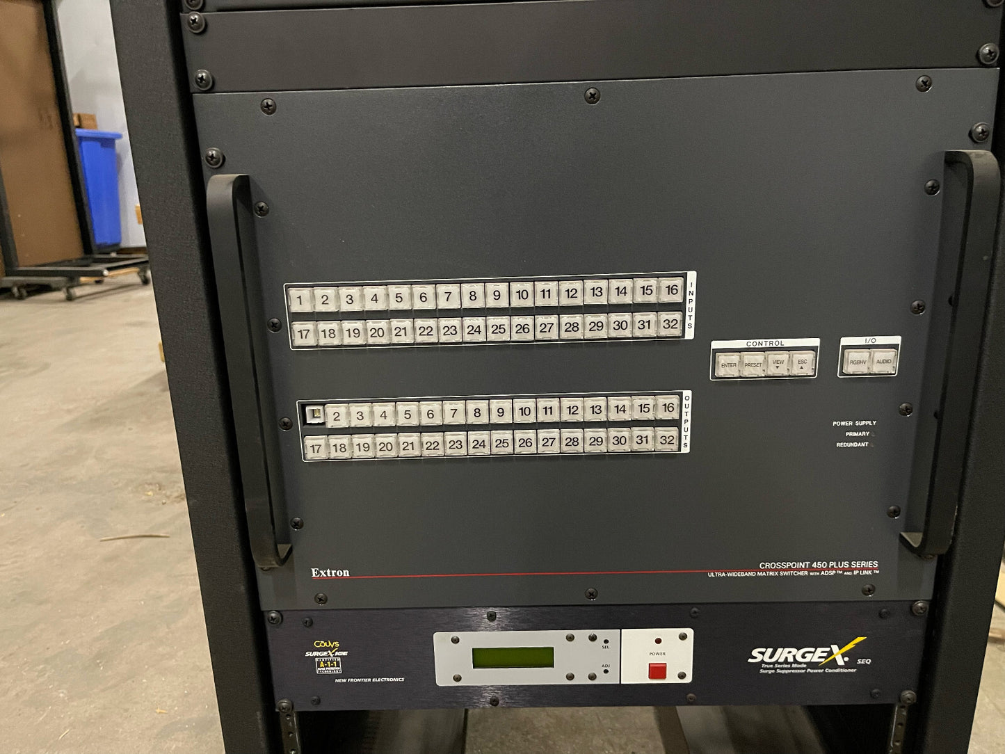 SPL統合ソリューションメディアキャビネット（内容物付き）