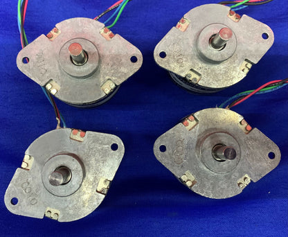 Lotto di 4 - Haydon 46000 Series 46440-05 46MM Motore passo-passo rotativo 5VDC