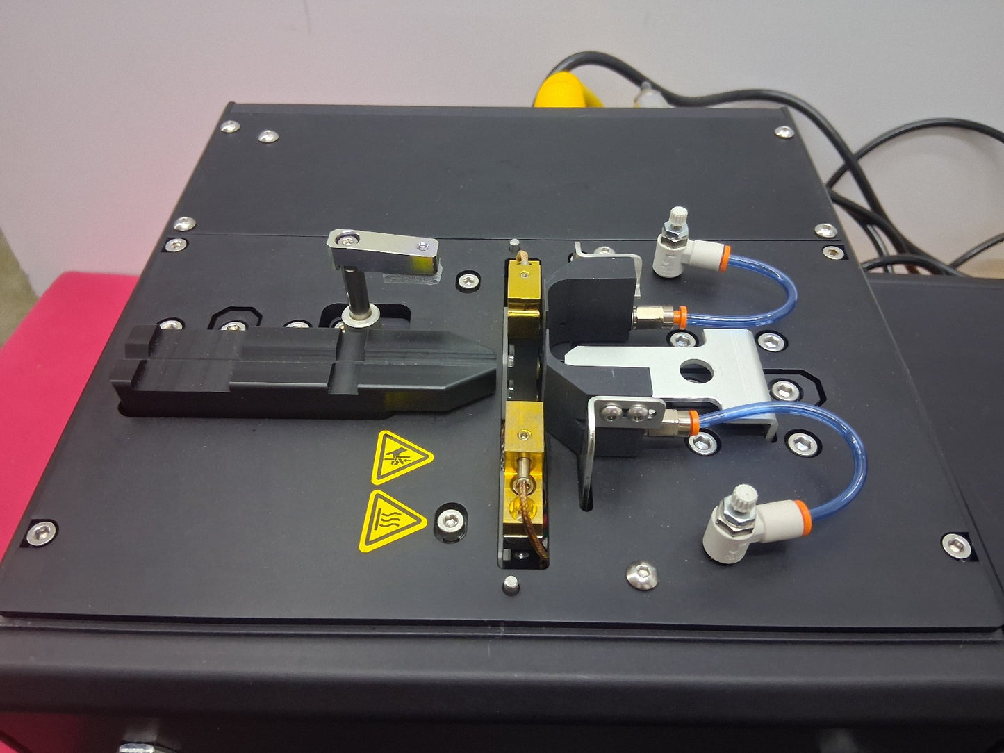 Beahm 520 B Machine Solutions Balloon Bonder 3044416-105 Split Die Bonder