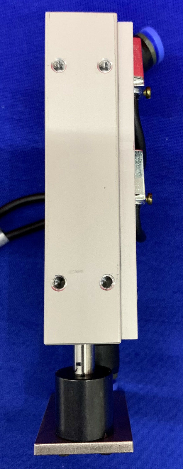 Cilindro neumático ITT Compact Air ATCL12X20US de 12 mm de diámetro con sensor de límite compacto
