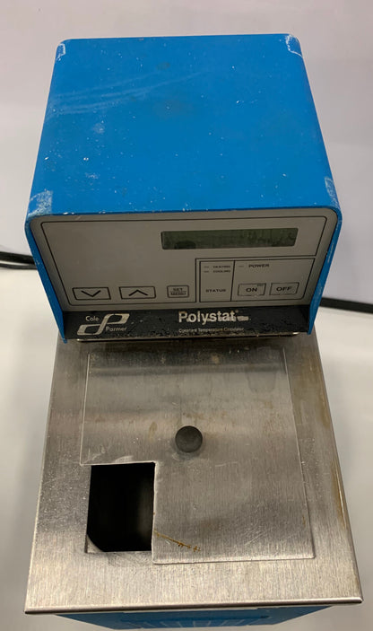 RECIRCULADOR DE BAÑO CALENTADO POLYSTAT 12101-10 DE COLE-PARMER. ENCENDIDO SOLO PARA PRUEBAS