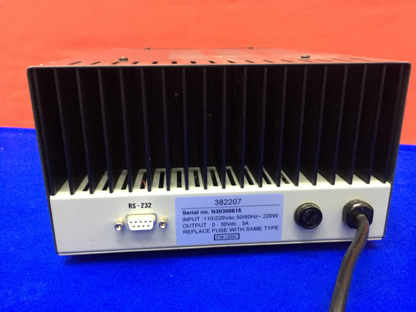 EXTECH INSTRUMENTS 382207 DC-GEREGULEERDE VOEDING