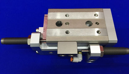 Glissière pneumatique SMC MXQ25-30B