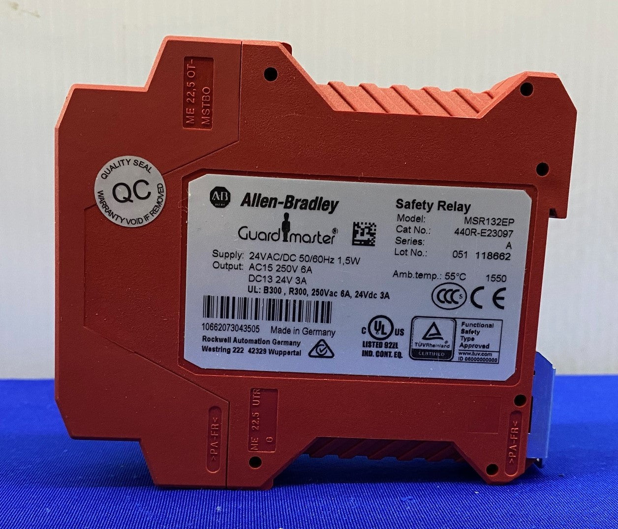 AB ALLEN BRADLEY GUARDMASTER® MSR132EP / 440R-E23097 SER A SAFETY RELAY