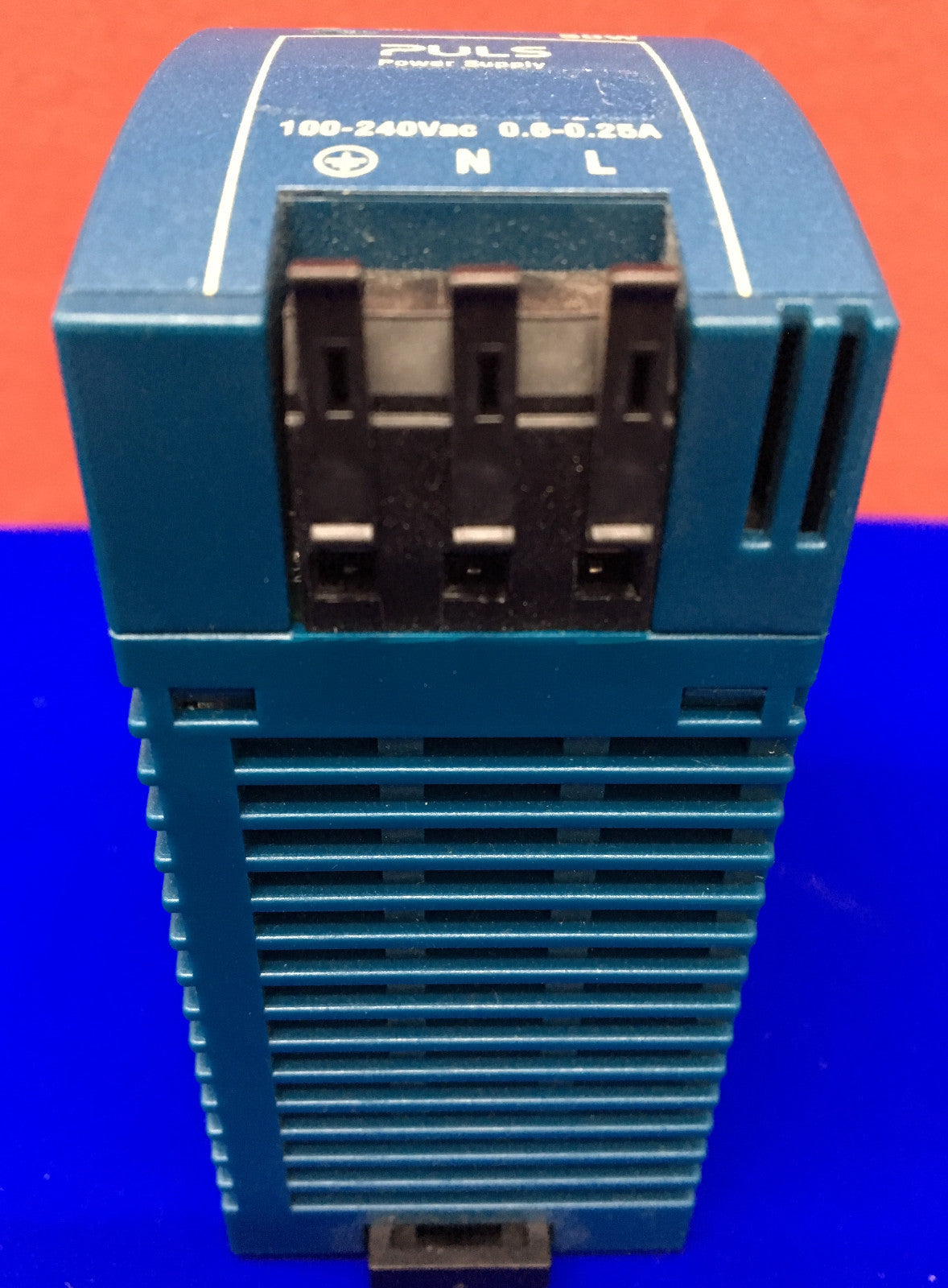PULS ML30.102 NETZTEIL 30W 100-240 VAC 0,6-0,25A