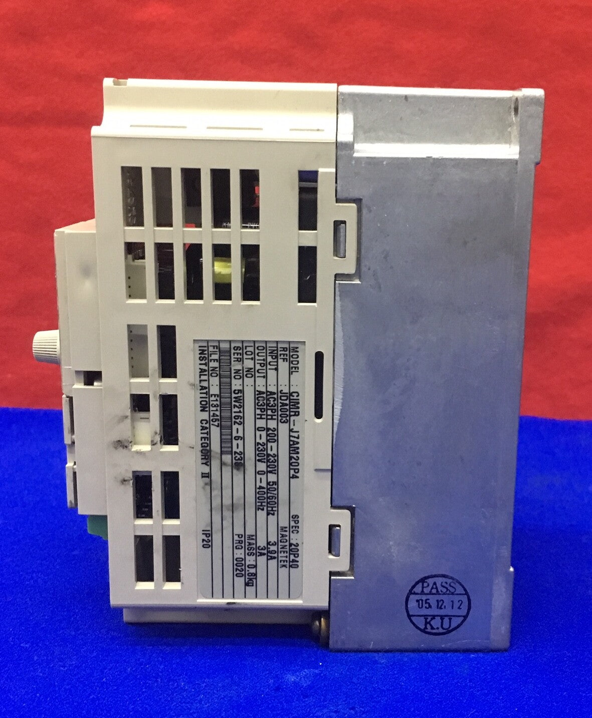 YASKAWA CIMA-J7AM20P4 / JDA003 DRIVE MAGNETE PER USO GENERALE 