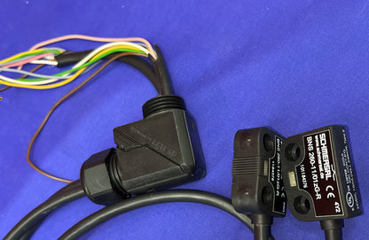 Lotto di 2 sensori di sicurezza magnetici Schmersal BNS260-11/01ZG-R