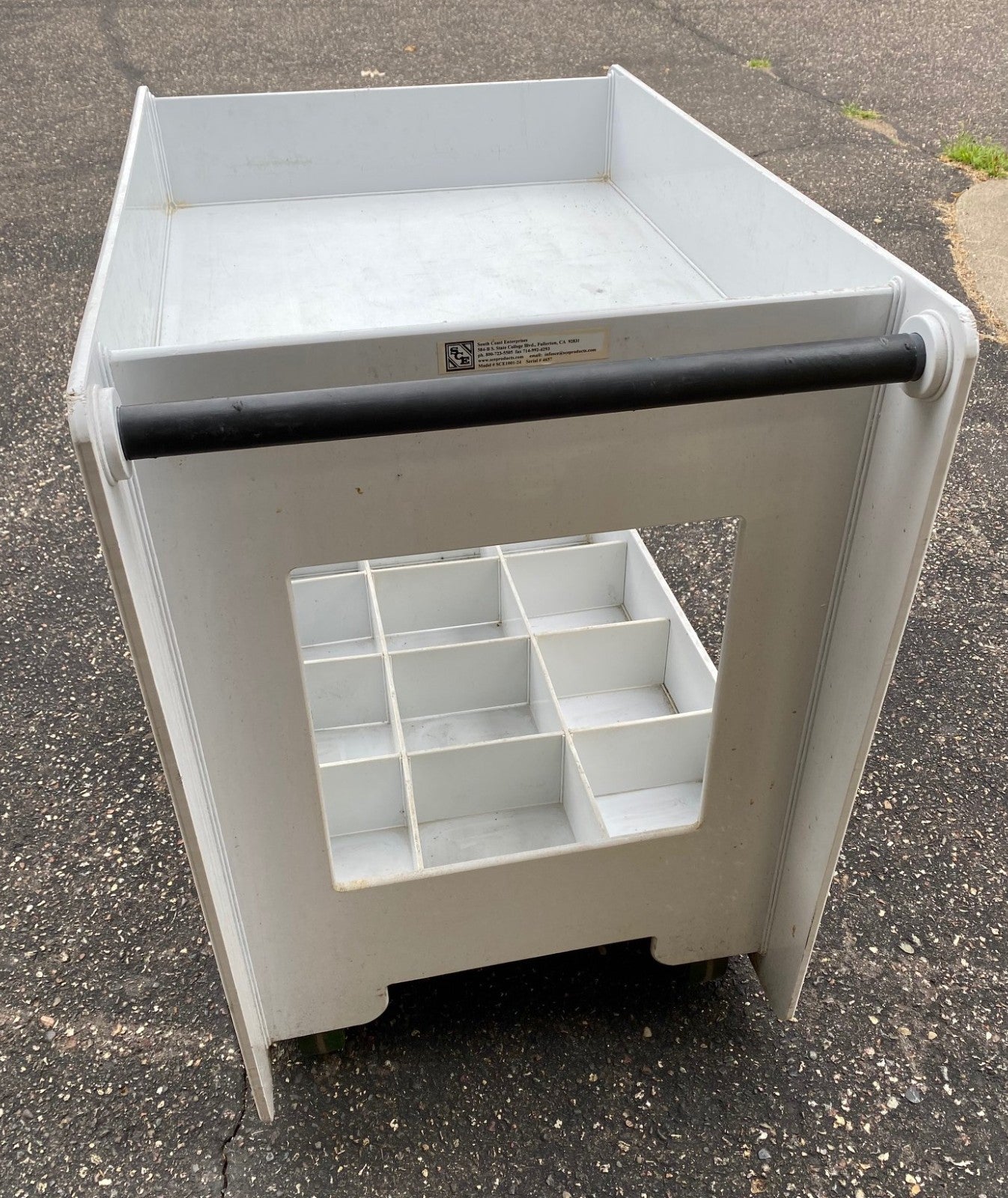 SCE SOUTH COAST ENTERPRISES SCE1001-24 Chemical-Resistant Utility Cart
