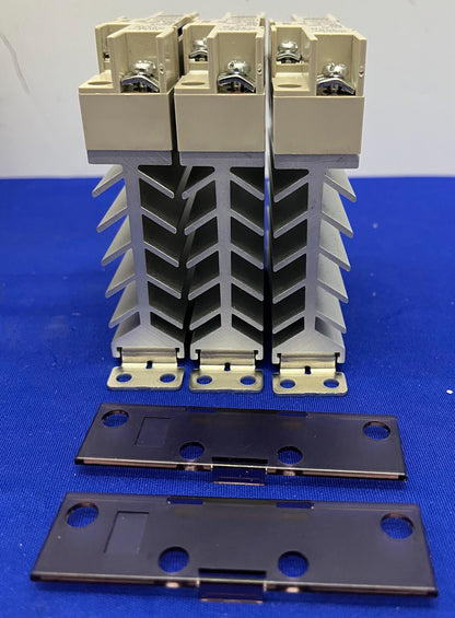 RELÈ A STATO SOLIDO OMRON G3PB-225B-VD INGRESSO DC12-24V (Solo 2 coperture) 1 LOTTO QTY 3