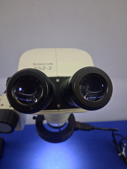 Scienscope SSZ-2 Stereo Zoom Microscope 6.7-45X Boom Stand and LED Ring Light