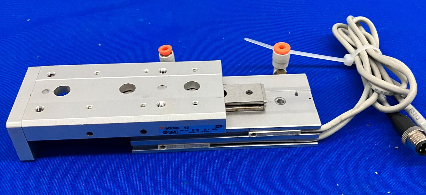 TABLE À GLISSIÈRE PNEUMATIQUE SMC MXS 8-40