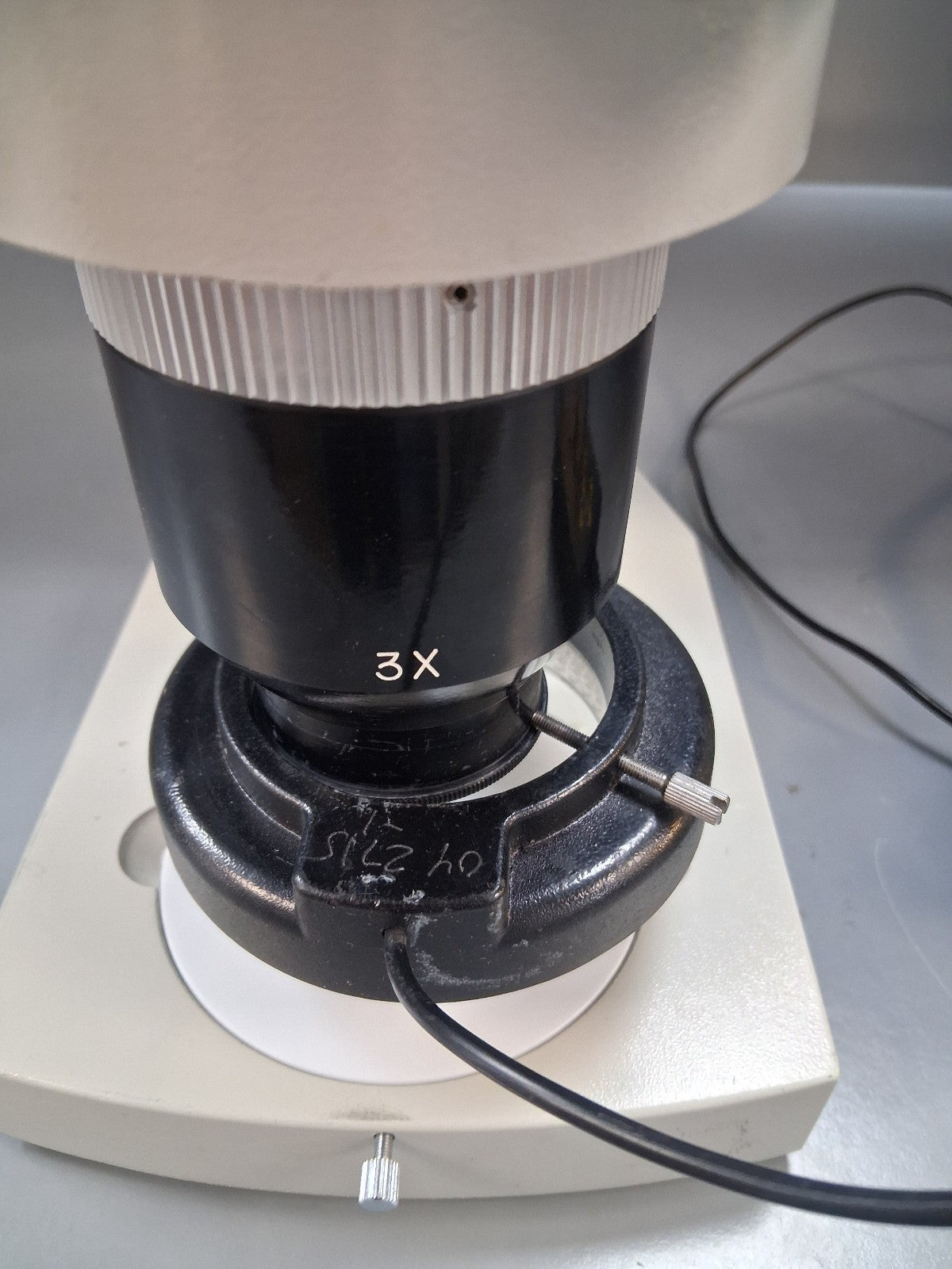 MEIJI EMT TRINOCULAR STEREO MICROSCOPE STAND LED LIGHT Missing Camera, Tube & TV