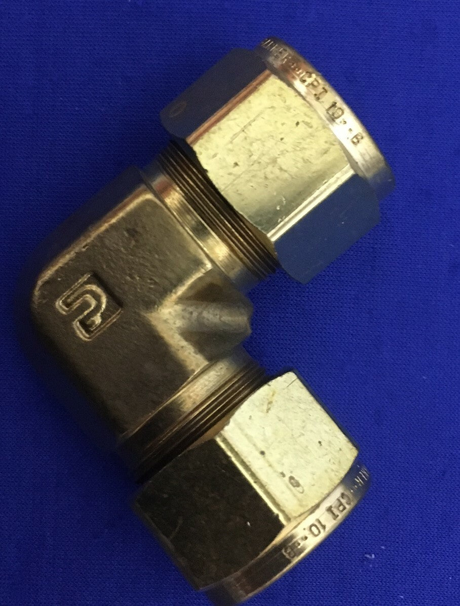 CODO DE UNIÓN PARKER HANNIFIN 10-10 EBZ-B DE LATÓN SE VENDE COMO '1 LOTE DE CANTIDAD 14 CODOS