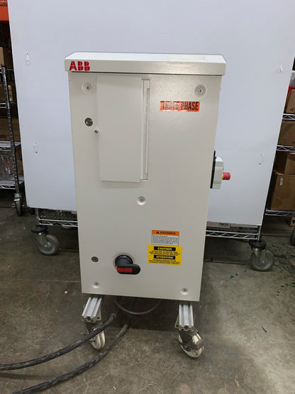 ABB ACS550-PD-024A-2+B055 AZIONAMENTO GENERALE IN CONFEZIONE CON UNITÀ DI AZIONAMENTO TRIFASE