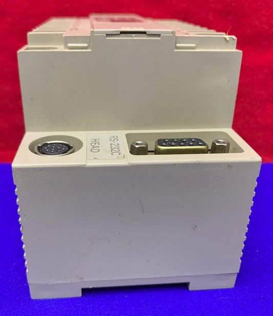 OMRON V600-CD1D-V3 IDENTIFIZIERUNGSSYSTEM-CONTROLLER, ABDECKUNGEN FEHLT