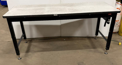 METRO 72" L  X 32" W X 33" H MANUAL HEIGHT ADJUSTABLE TABLE / WORKBENCH  USED
