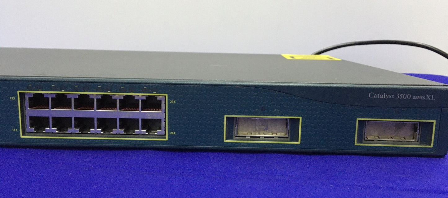 CISCO SYSTEMS 3500 SERIES XL SN FAB0536V17D 24 PORT ETHERNET ROUTER 48 VDC & 12