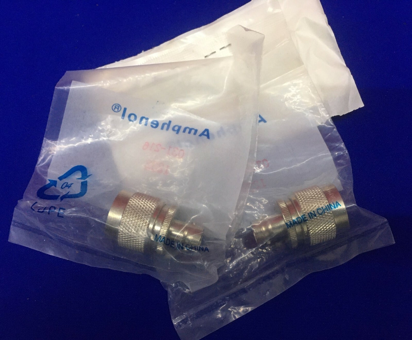 Menge 2 – Digi-Key ARF-1096-ND/31–216, BNC-Buchse auf N-Stecker