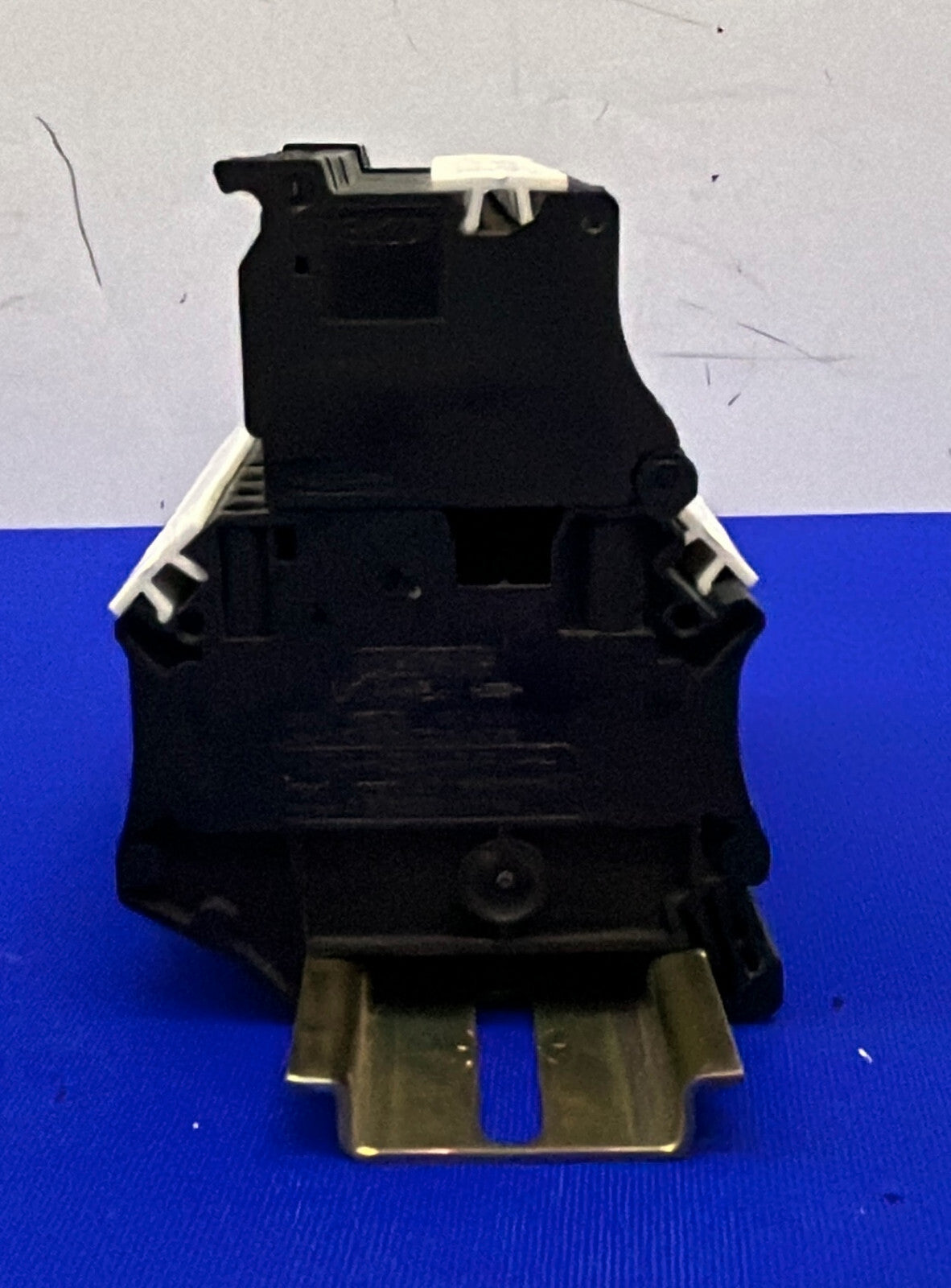 TERMINALES MODULARES PARA FUSIBLES PHOENIX CONTACT UT 4-HESI (5X20) CANTIDAD 13 EN CARRIL DIN