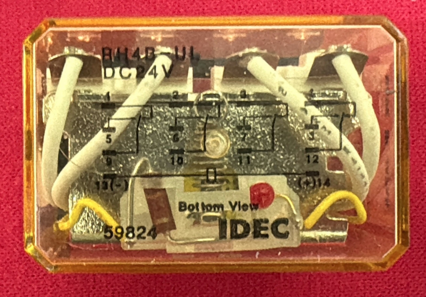 IDEC RH4B-UL DC24V CUBE RELAY - 1 PACKAGE OF QTY 10 RELAYS