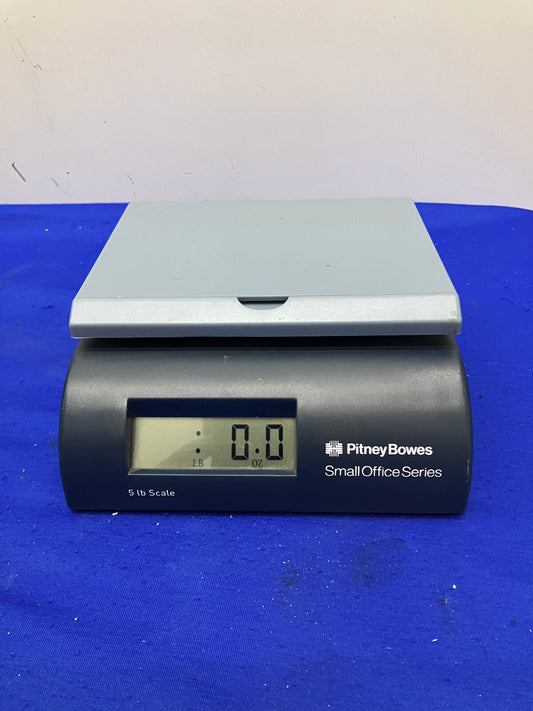 PITNEYBOWES G799 SMALL 5 LB SCALE ITEM IS USED