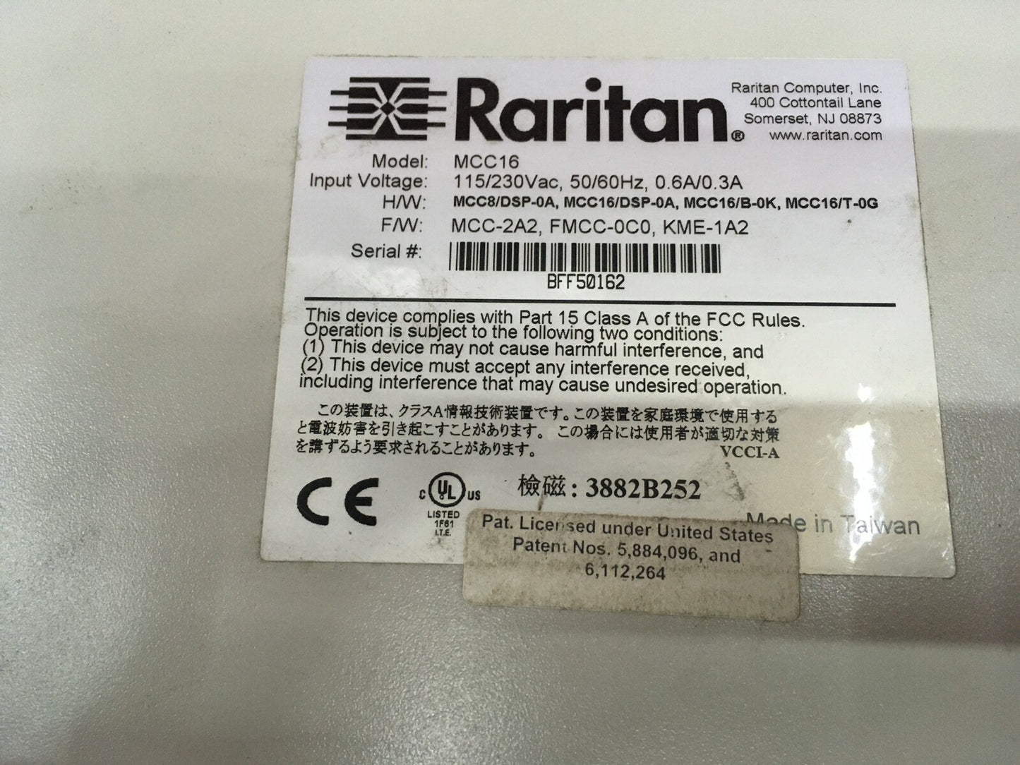 COMMUTATEUR KVM 16 PORTS RARITAN COMPUTER MCC16 MASTERCONSOLE II 