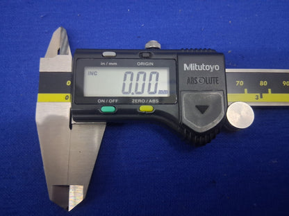 Mitutoyo 500-196-30 CD-6" ASX Digimatic Digital Caliper 6 inch With Case