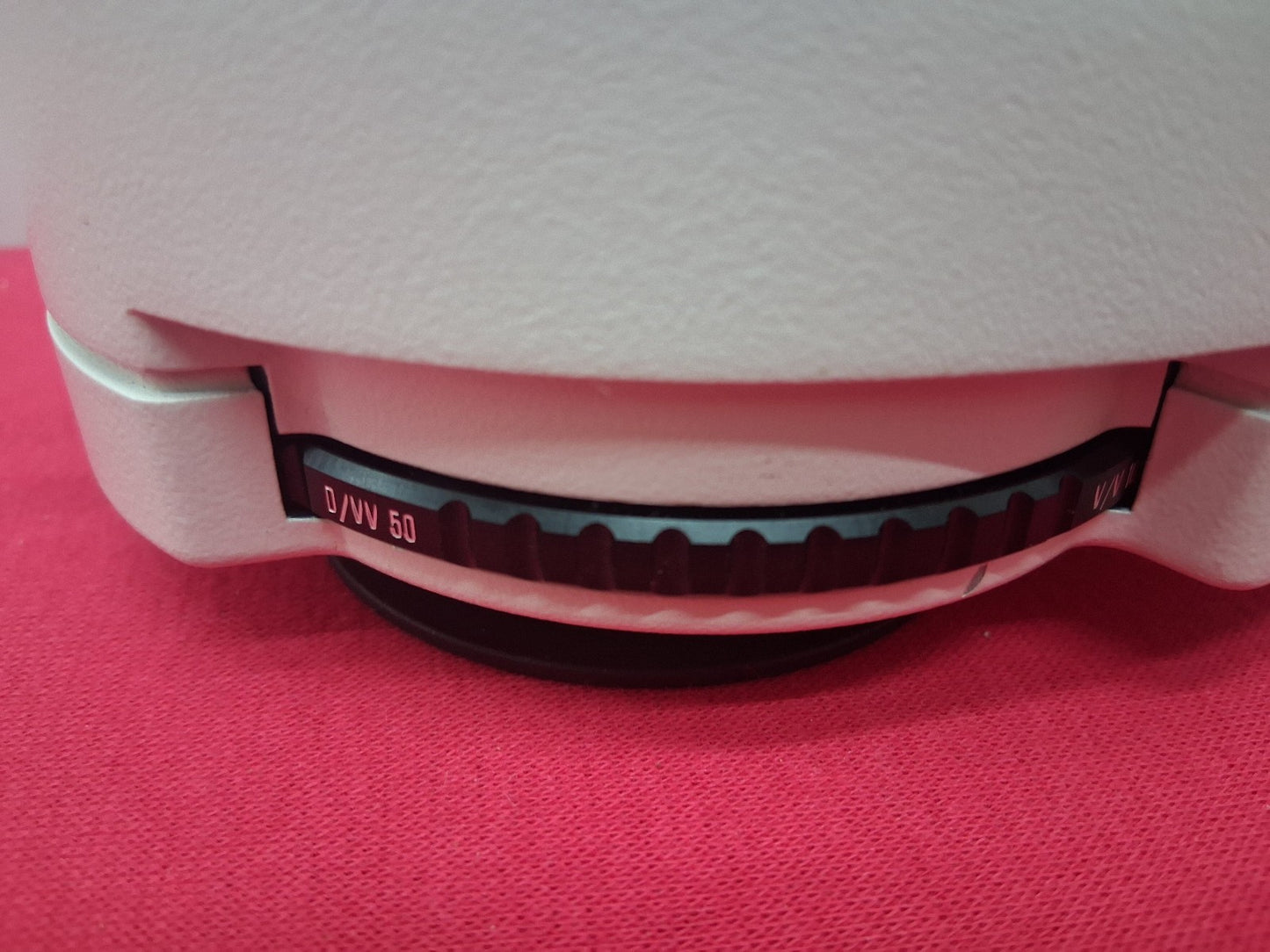 Leica 10446309 Documentation Tube HD V, a switchable 3-position beam splitter