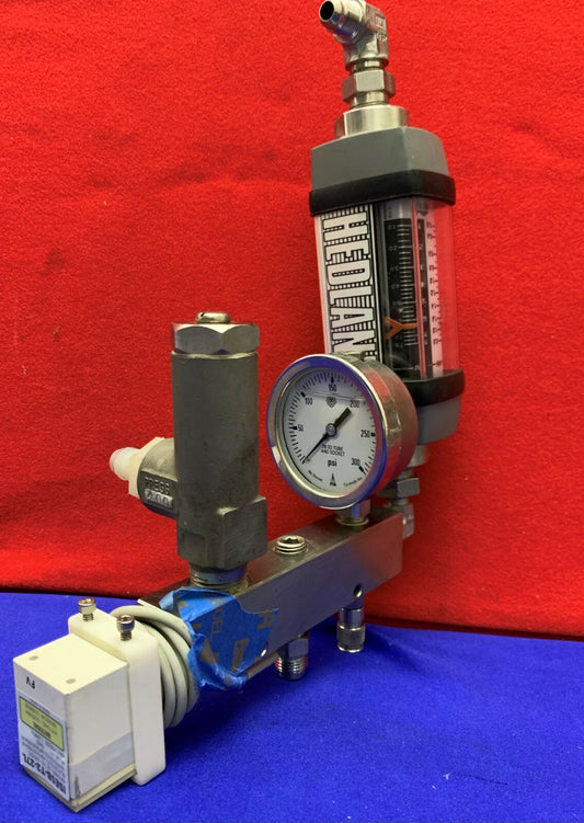 Hedland H605S-002 水流量計、McDaniel 300psi ゲージ付き