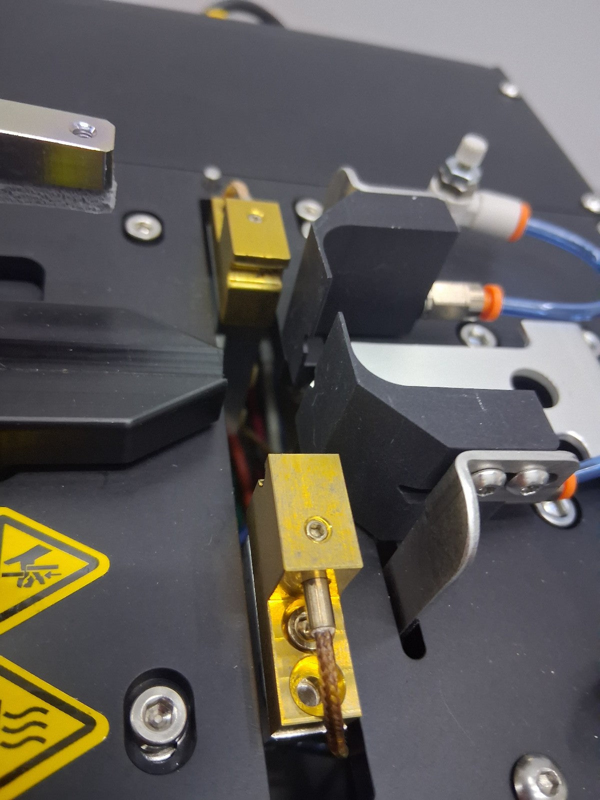 Beahm 520 B Machine Solutions Balloon Bonder 3044416-105 Split Die Bonder