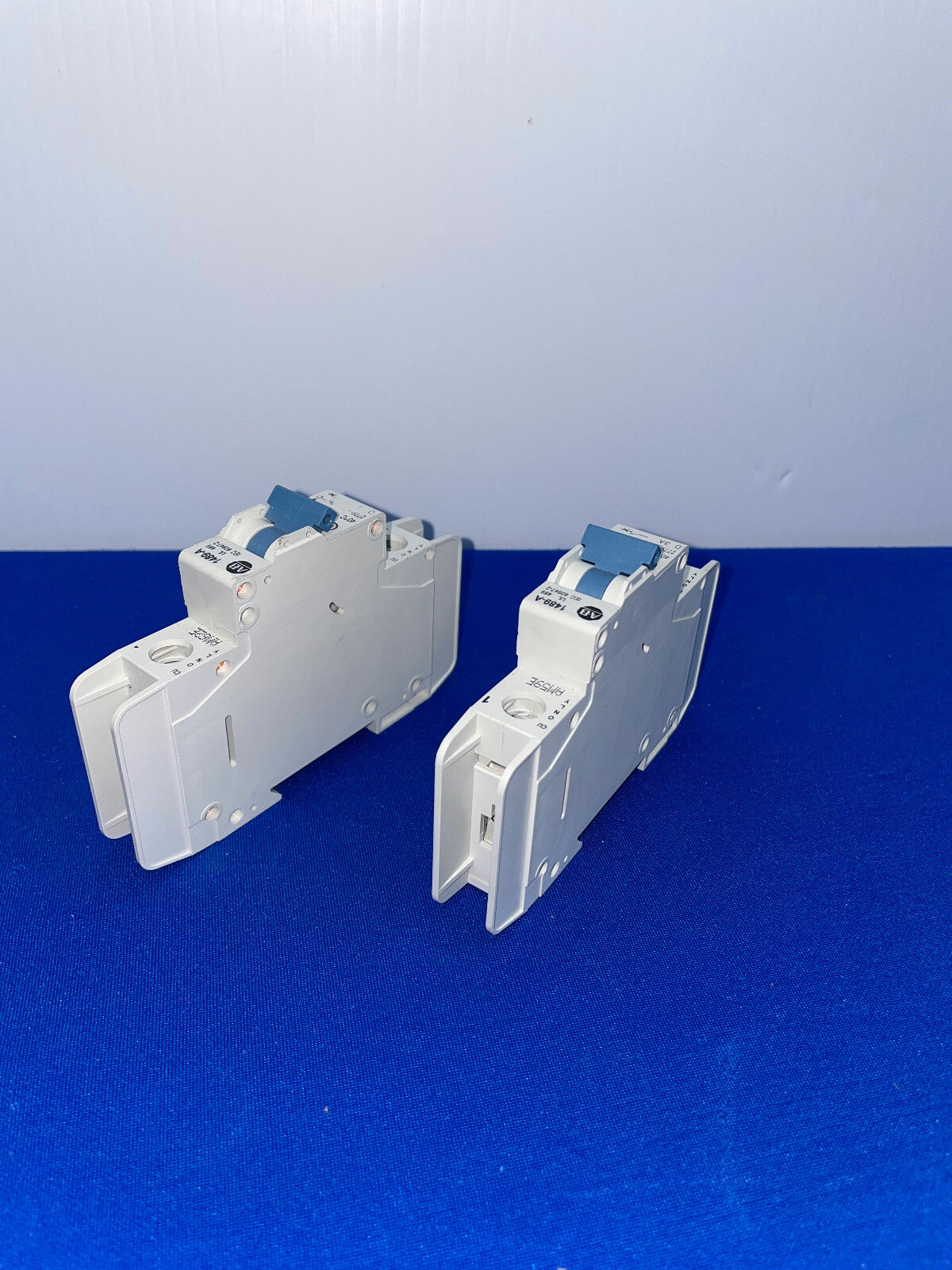 AB, 1489-A, MINI DISJONCTEUR, VENDU EN 1 LOT QTE 2