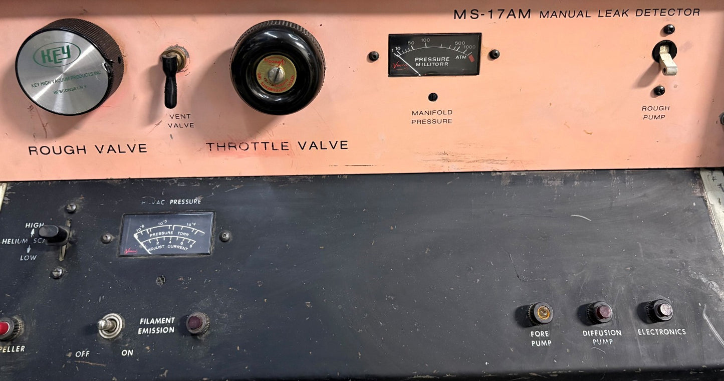 VEECO MS-17-AM LEAK DETECTOR/ 0126-006 READOUT 9 Vacuum Gate Valves PARTS/REPAIR