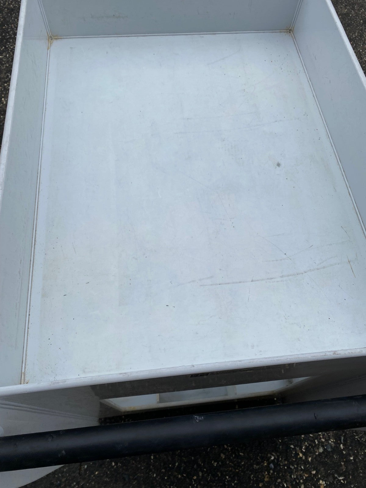 SCE SOUTH COAST ENTERPRISES SCE1001-24 Chemical-Resistant Utility Cart