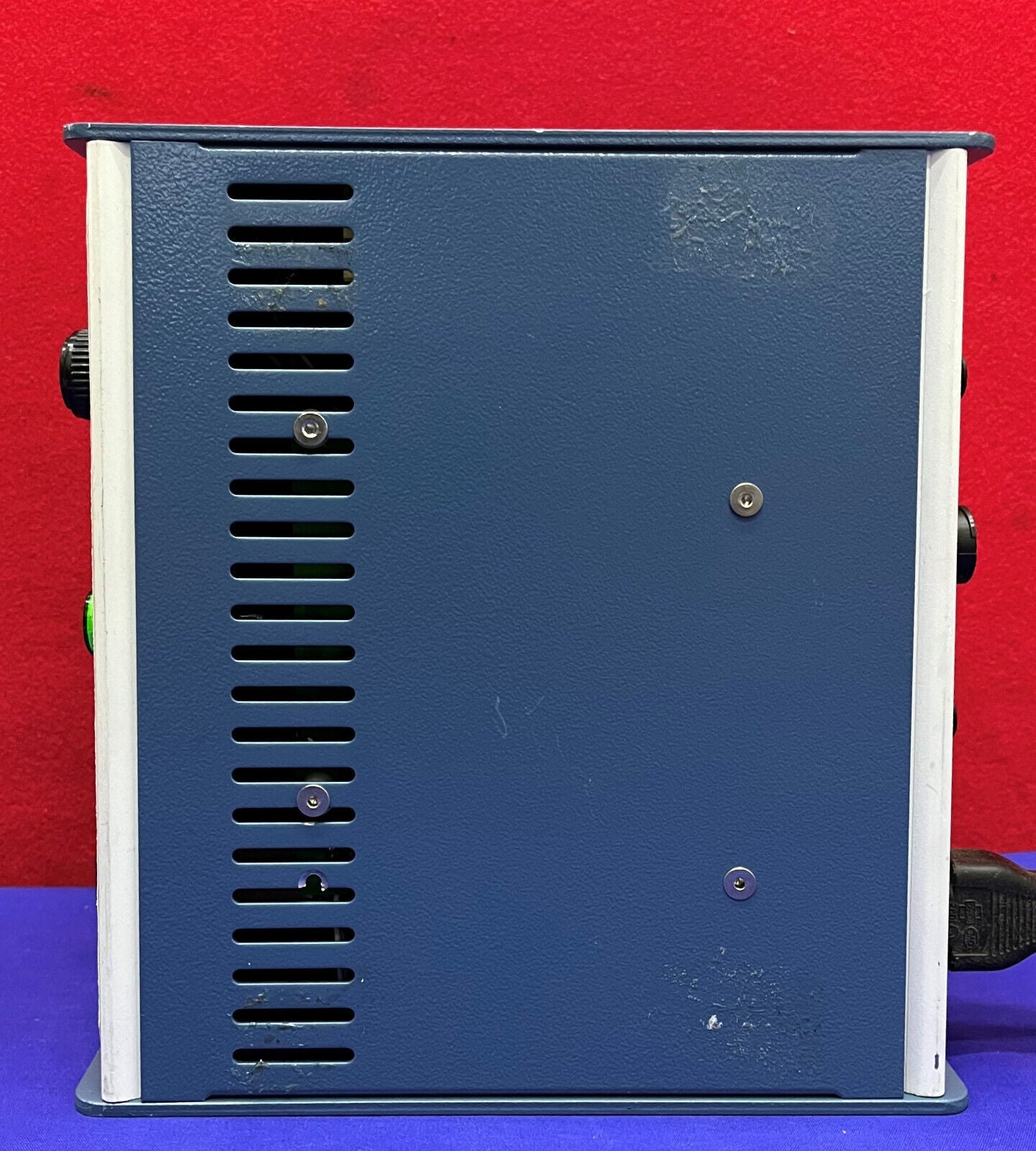 Technical Innovation Inc. Smart Quill Controller voor het lokaliseren van kathetergaten