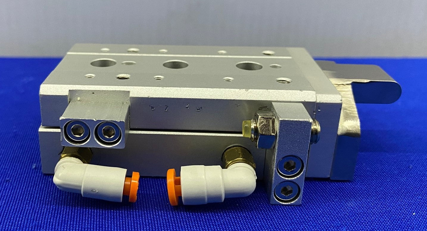 SMC MXS8-30 / MXS830 SLIDE TABLE PNEUMATIC GUIDED CYLINDER