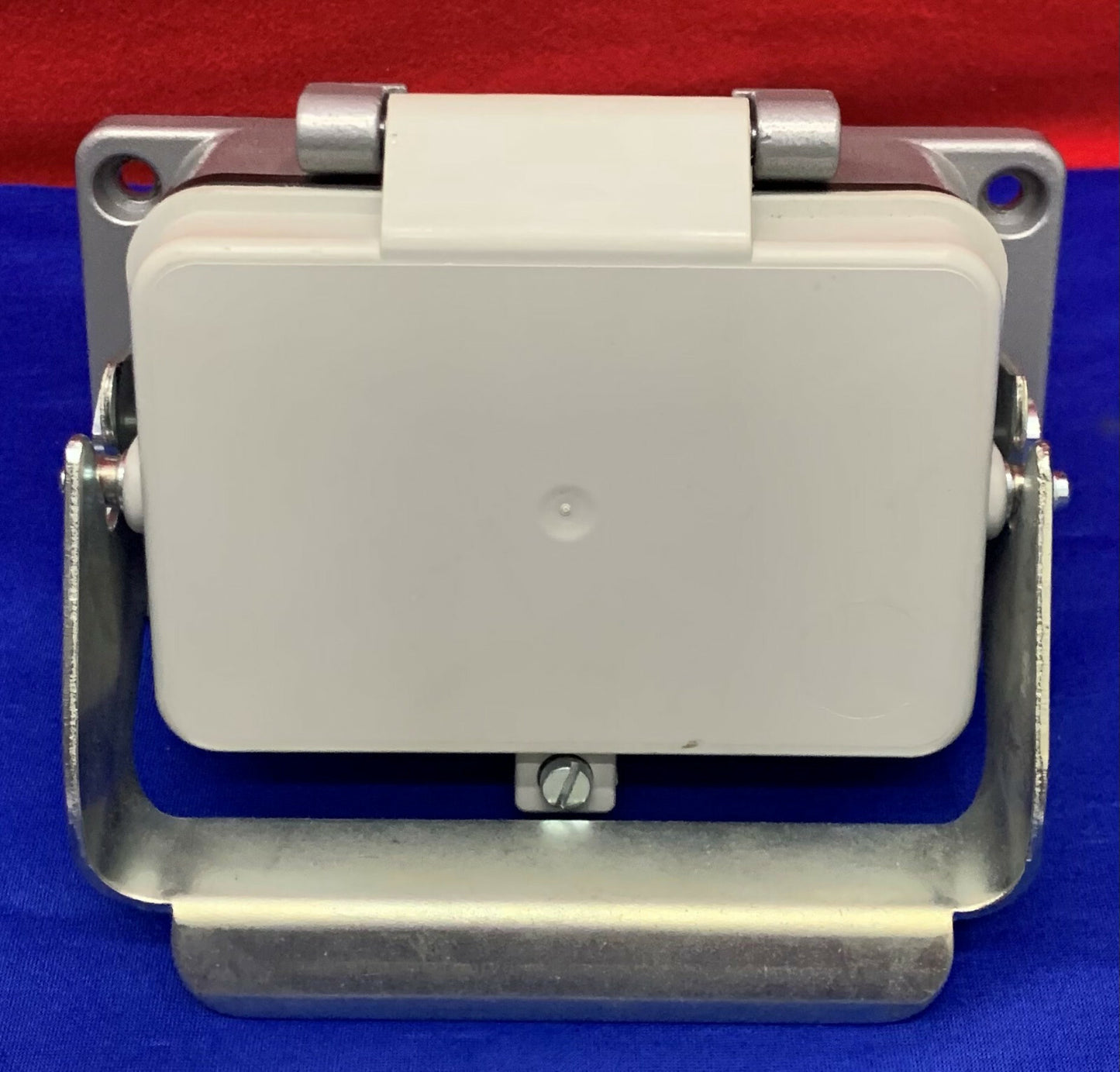 PHOENIX CONTACT 5604431 HC-P:RJ45 CAT5 GFCI 3A COMPUTER INTERFACE.