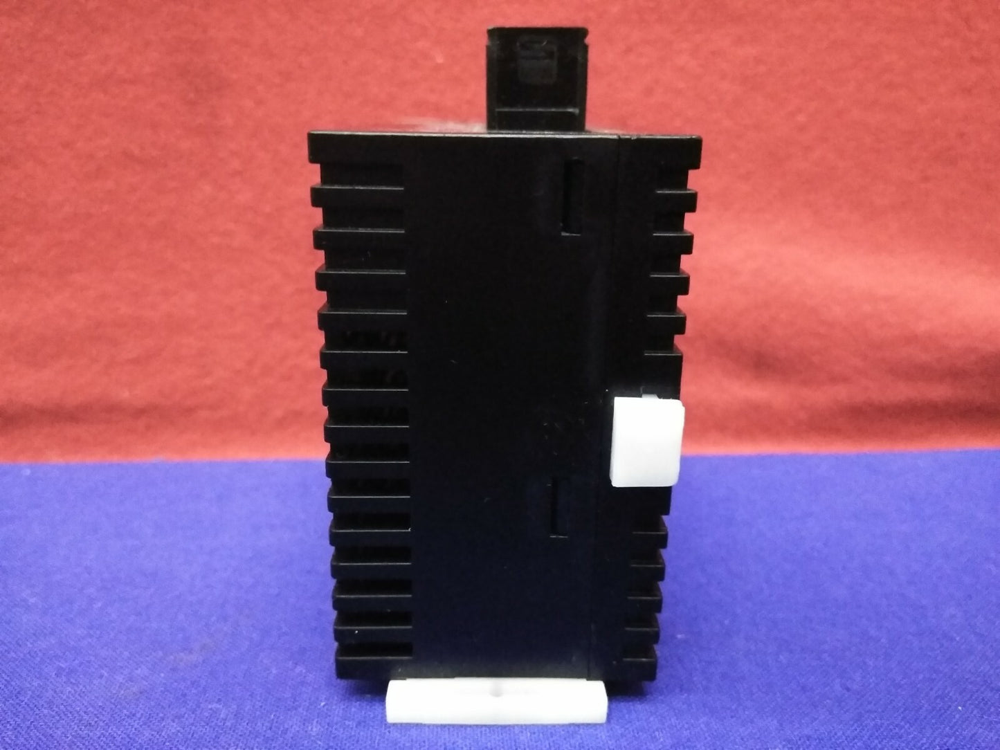 Alimentation Eaton ELC-PS01 Entrée : 100-240 VCA 50/60 Hz Sortie : 24 VCC 1 A 